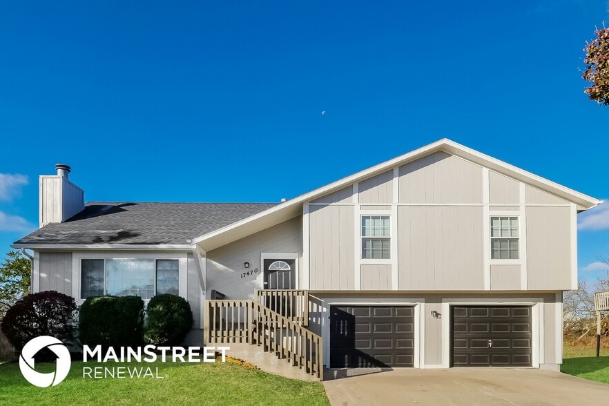 Primary Photo - 17470 S Walter St