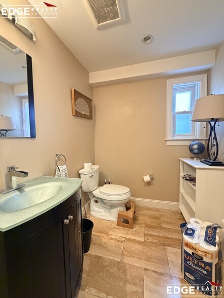 Building Photo - 43 Selkirk Rd