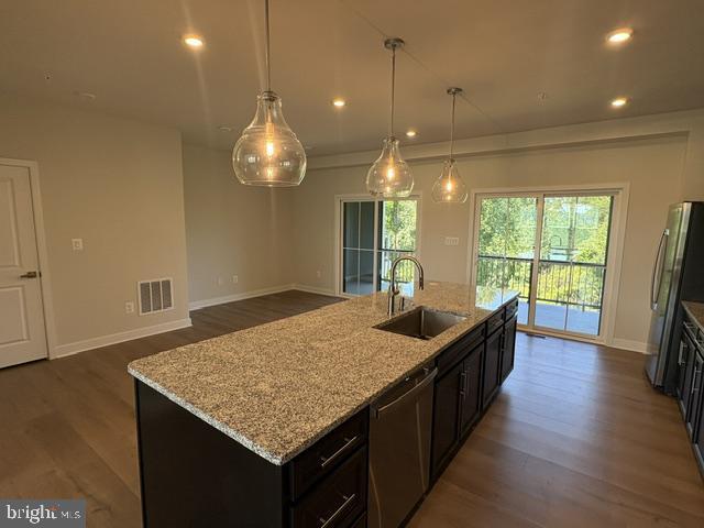 Building Photo - 13826 Ridgeview Ct