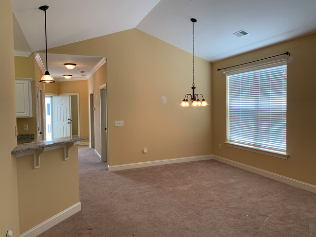 Building Photo - Spacious 3 Bedroom, 2 Bath Condo at The Village at Queens Harbour in Surfside Area! Available NOW!