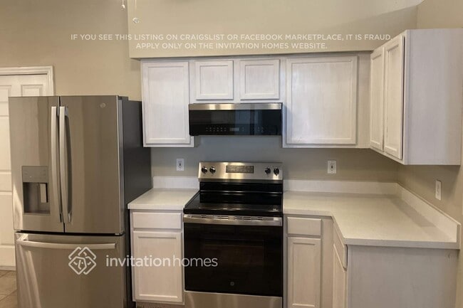 Building Photo - 4821 Sabal Harbour Dr
