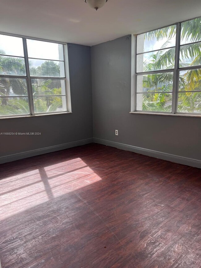 Building Photo - 2 bedroom in North Miami FL 33169