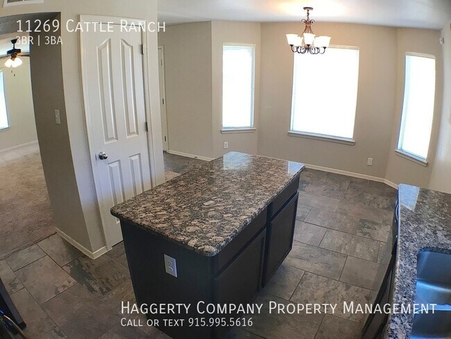 Building Photo - 11269 Cattle Ranch St