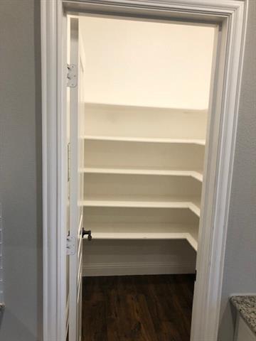 Building Photo - 960 Mangrove Dr