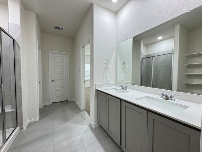 Building Photo - 2901 Bald Eagle Blvd