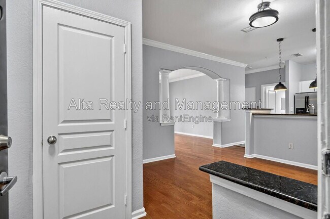 Building Photo - 8290 Gate Pkwy W