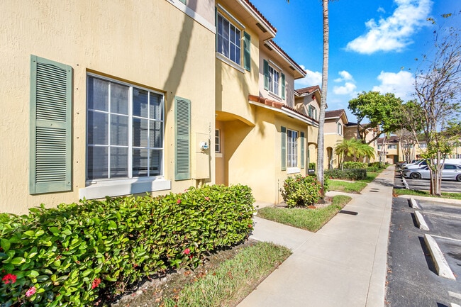 Building Photo - 1935 SW 60th Terrace