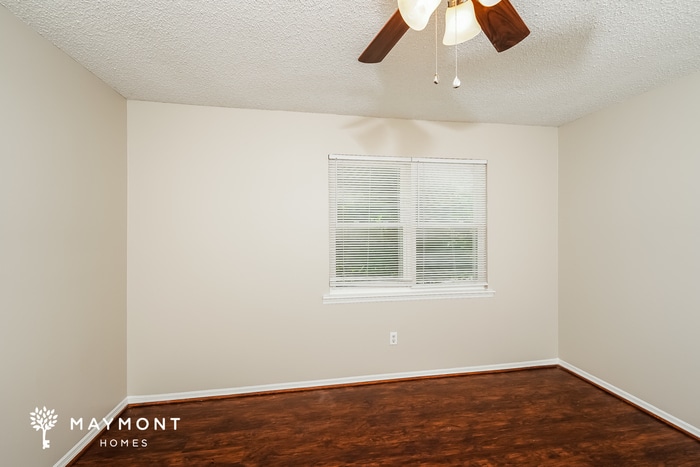 Building Photo - 575 Westland Ln