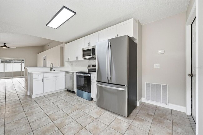 Building Photo - 12714 Paddle Ct