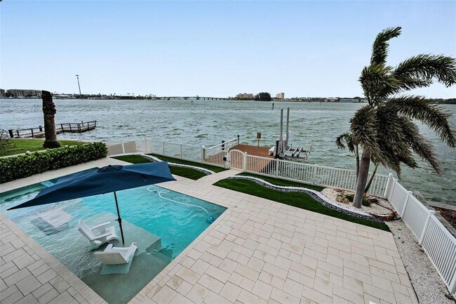 Building Photo - 804 Bay Point Dr