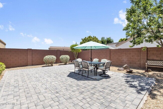 Building Photo - 16528 N 181st Dr