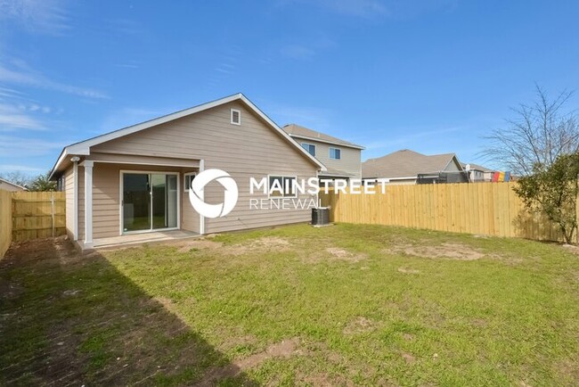 Building Photo - 9318 Maple Silver