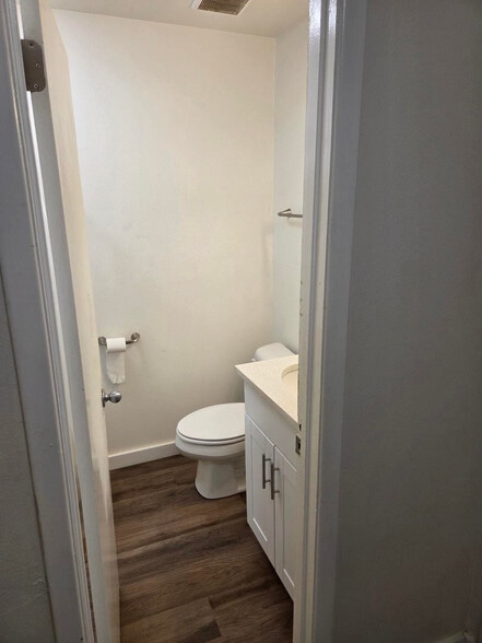 Building Photo - 626 Jack Stephens Dr