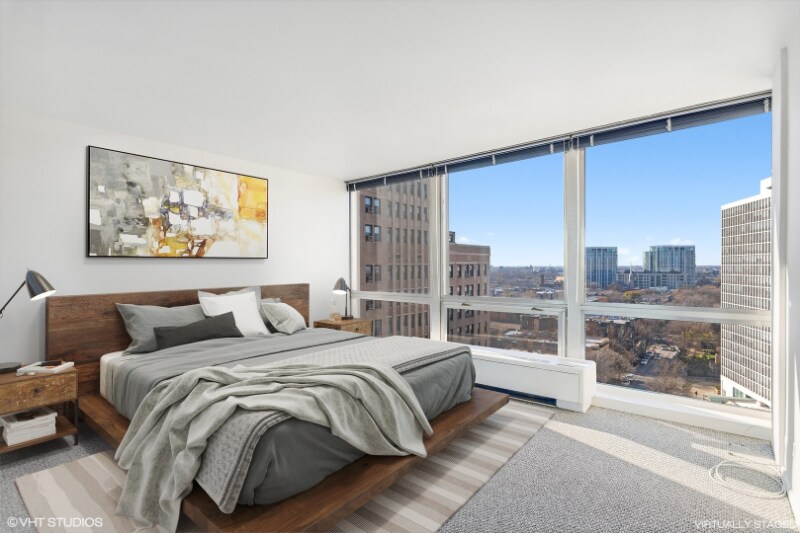 Building Photo - 2400 N Lakeview Ave