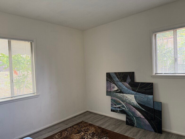 Bedroom #2 - 10324 Hillhaven Ave