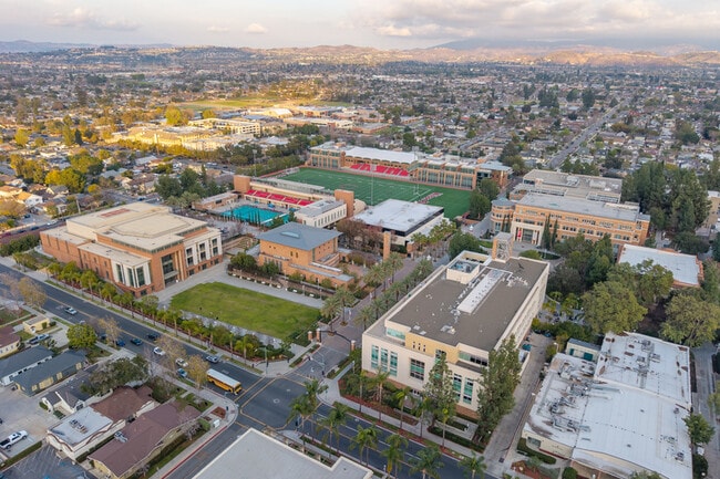 Building Photo - 331-335 N Olive St