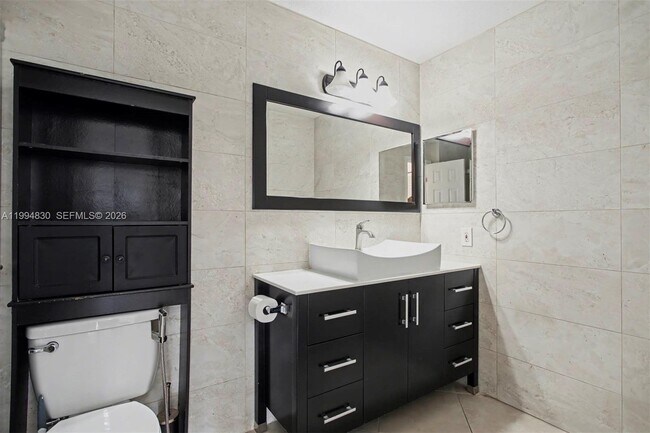 Building Photo - 1731 NW 96th Terrace