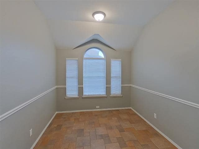 Building Photo - 1801 Pecan View Dr