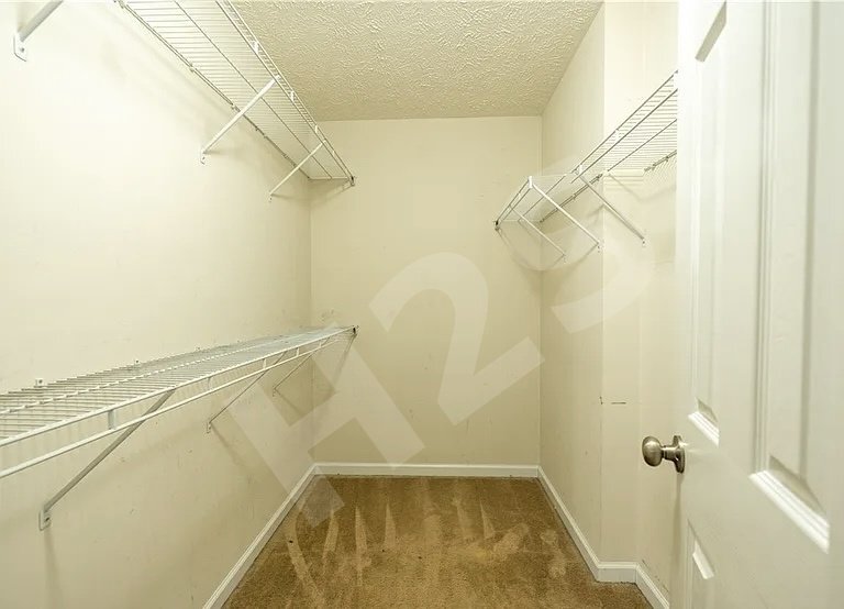 Building Photo - 1476 Aultroy Dr