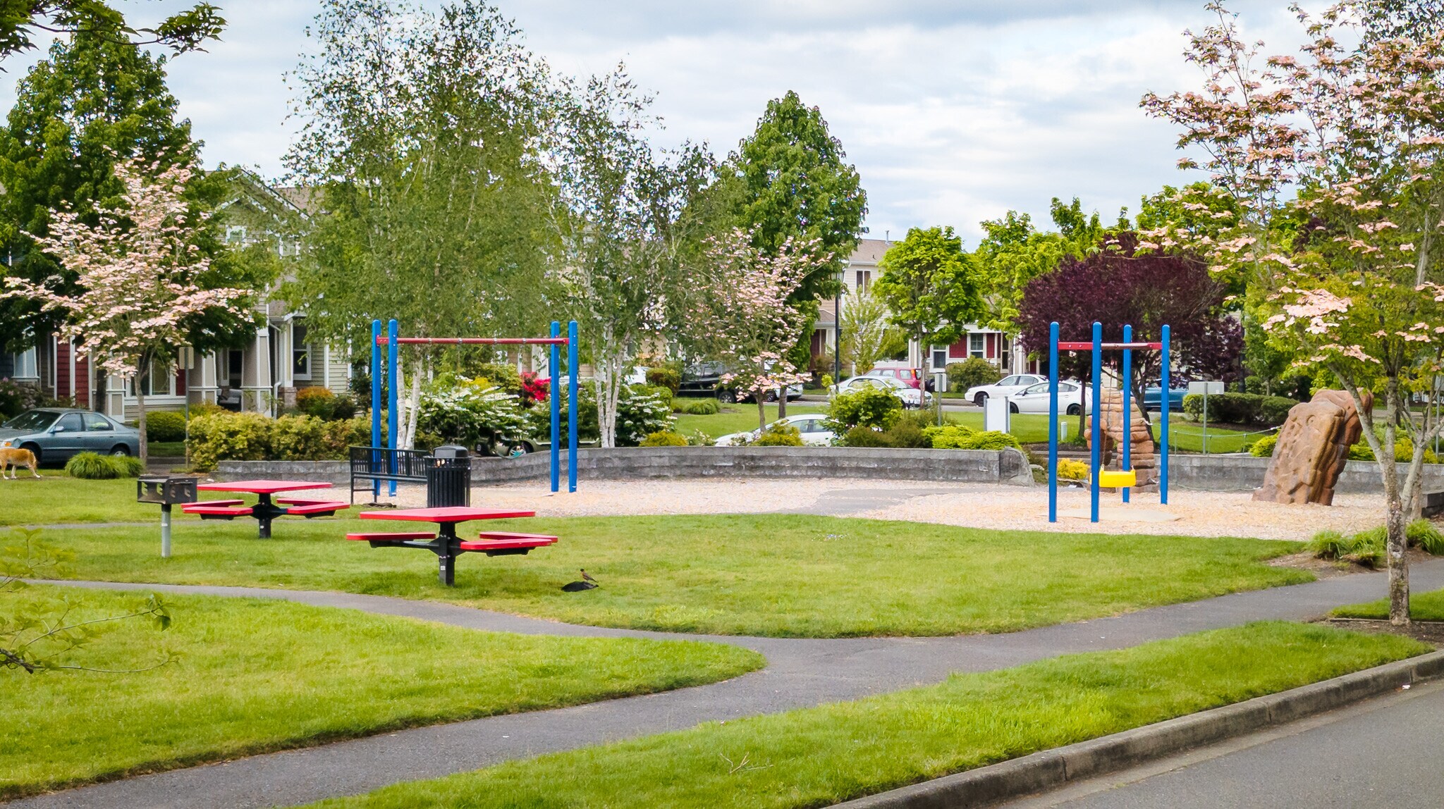 Building Photo - 7609 Rushmore Way NE