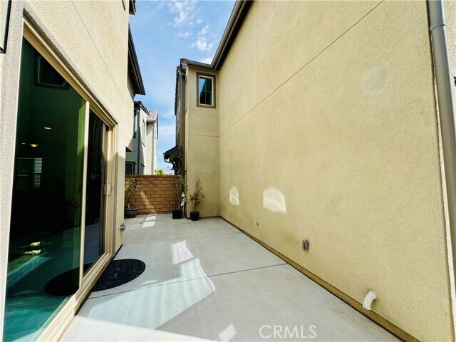 Building Photo - 7457 Channel View St