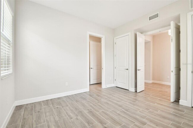 Building Photo - 2973 Breezy Meadows Dr