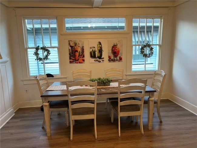 Building Photo - 2427 Peniston St