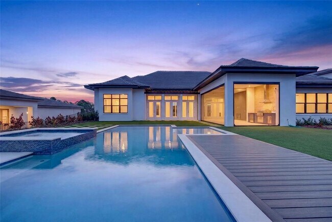 Building Photo - 16130 Pendio Dr
