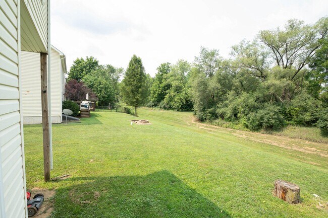 Building Photo - 510 N Teal Rd