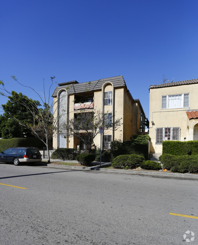Primary Photo - 941-947 S Catalina St