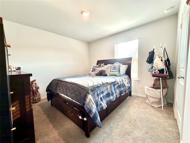 Building Photo - 16628 Hay Vly Dr