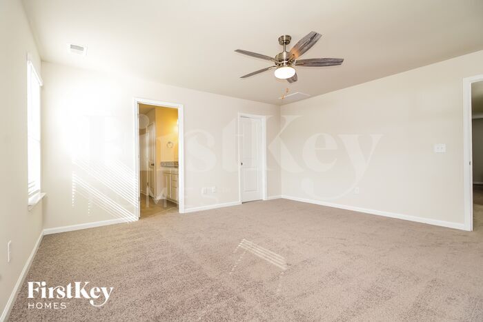 Building Photo - 304 Ashborne Ln