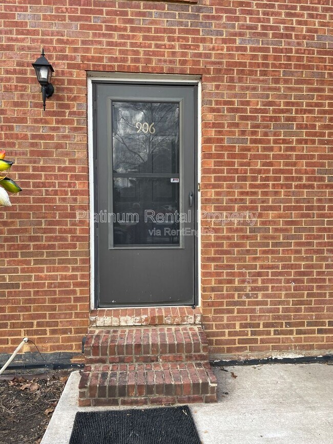 Building Photo - 1166 Booth Rd