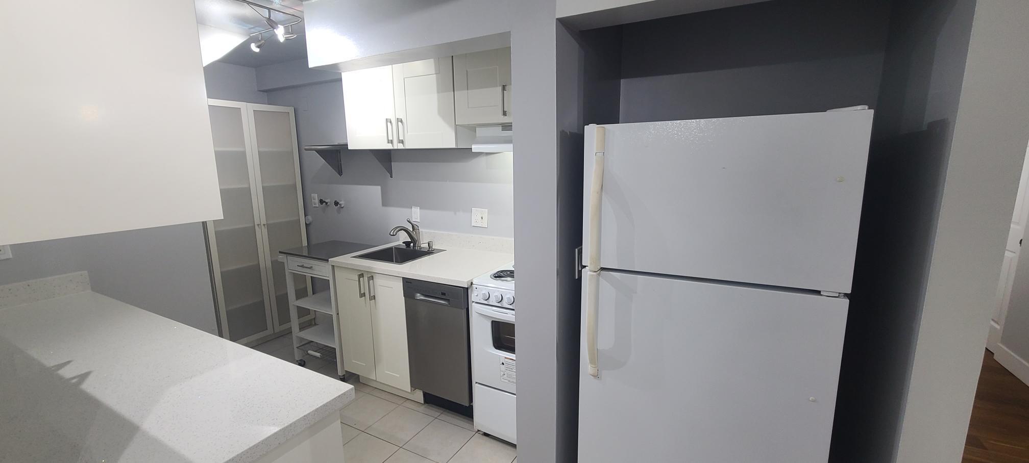 Building Photo - 8011 12th Ave NE