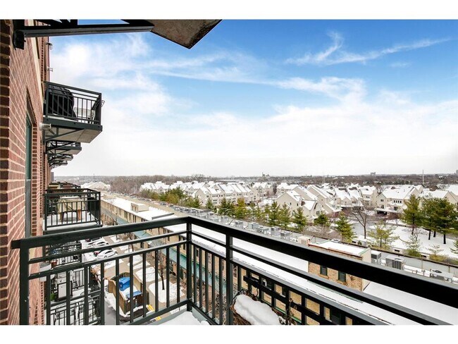 Building Photo - 408 N 1st St