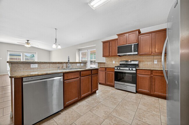 Building Photo - 5530 Casa Calvet Dr