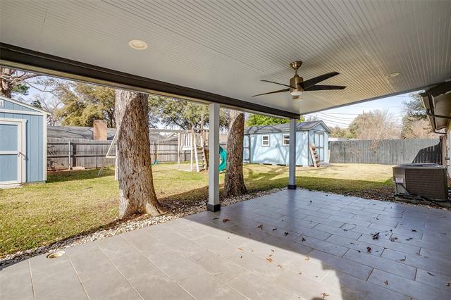 Building Photo - 1905 Chattanooga Dr