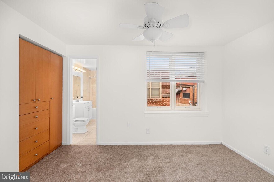 Building Photo - 1930 New Hampshire Ave NW