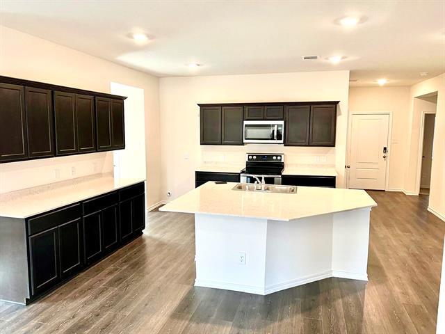 Building Photo - 2936 Lawson Dr