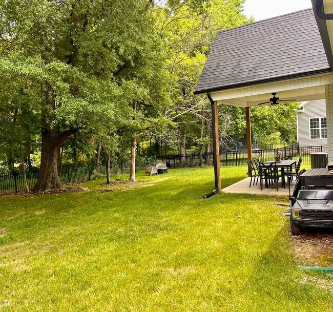Building Photo - 1132 Chagford Dr
