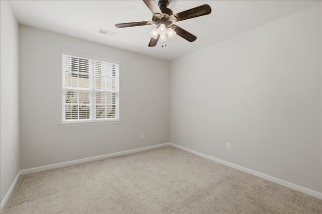 Building Photo - 21228 McFadden Square