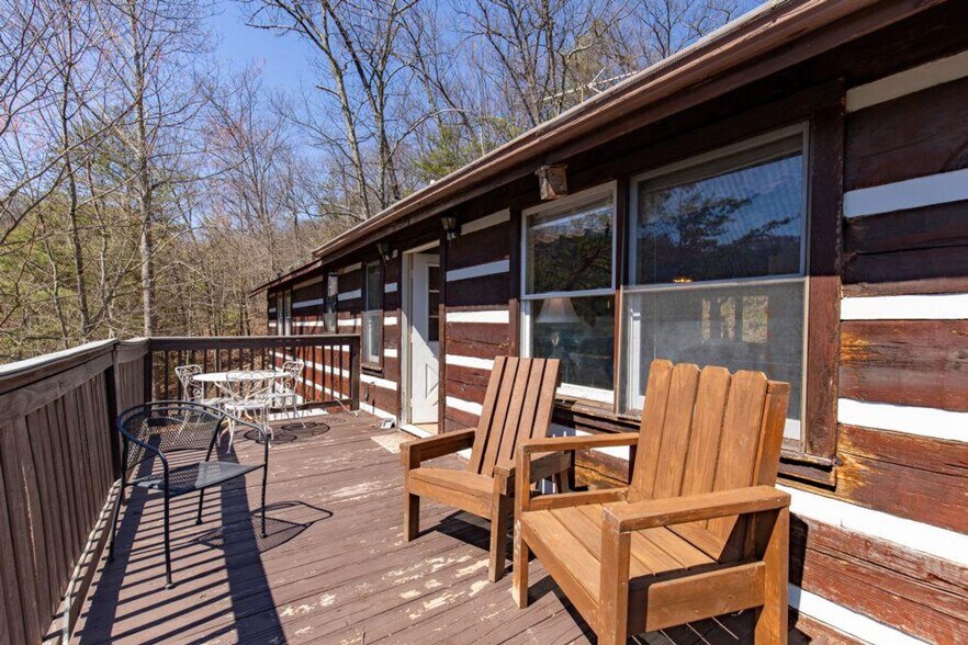 Building Photo - 2747 Overholt Trail