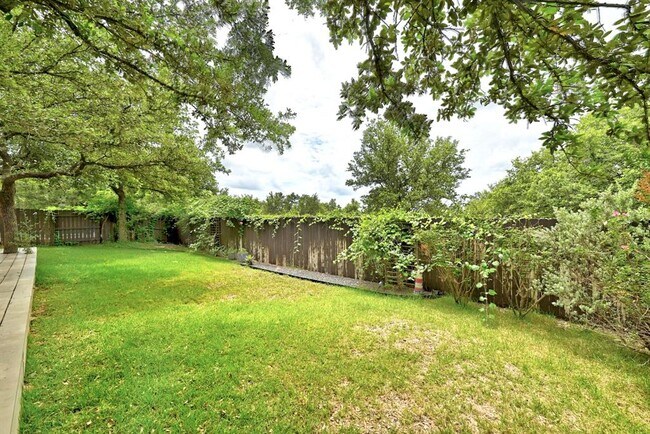 Building Photo - 1611 Rimstone Dr