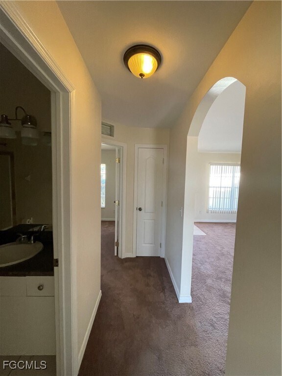 Building Photo - 2639 NW 24th Pl