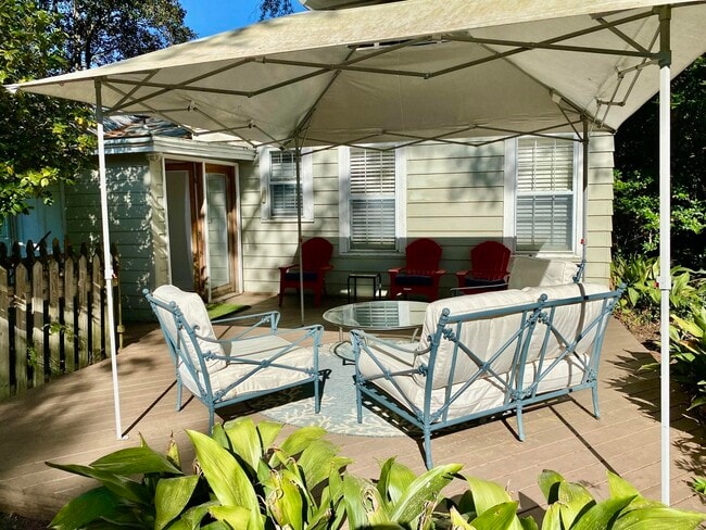 Building Photo - 1320 Terrace St