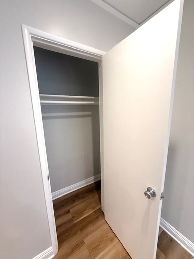 Building Photo - Milan Apartments