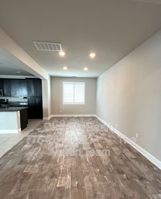 Building Photo - 2025 Elk Falls Way