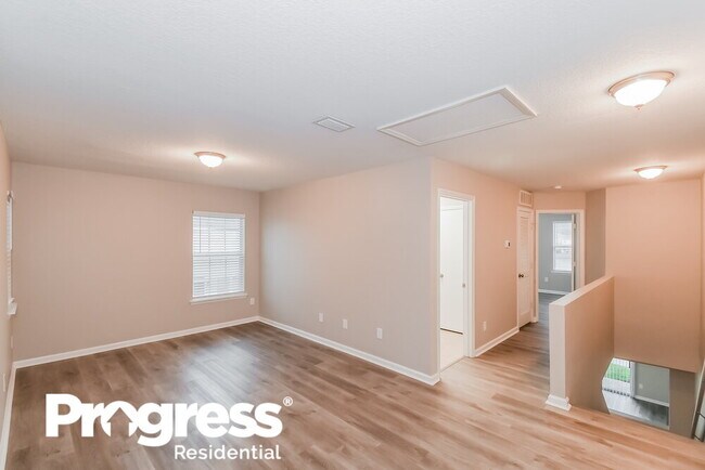 Building Photo - 6055 Bartram Village Dr