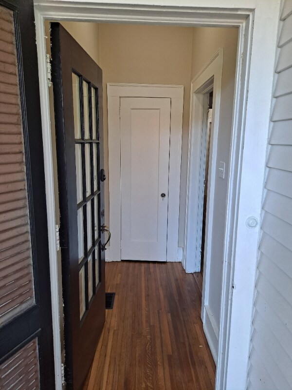 Building Photo - 723 Arsenal Pl