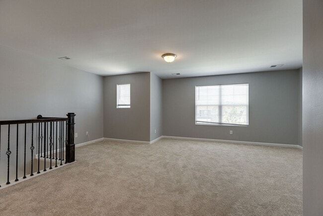 Building Photo - **Stunning 3BE/2.5BA home in a stellar nei...